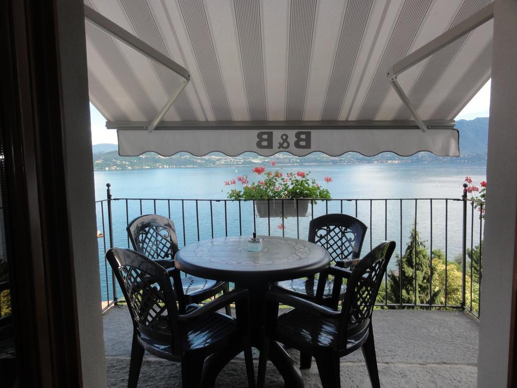 Casale Fe-Wo - Appartamenti Con Vista Lago กันเนโร ริเวียรา ห้อง รูปภาพ