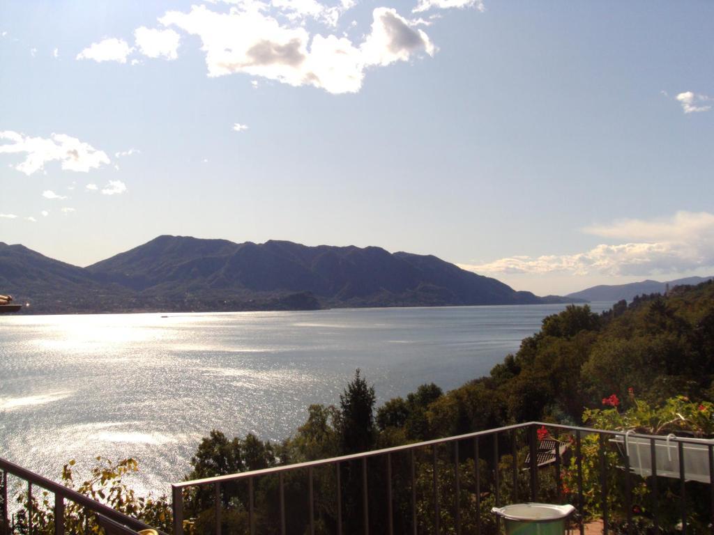 Casale Fe-Wo - Appartamenti Con Vista Lago กันเนโร ริเวียรา ห้อง รูปภาพ