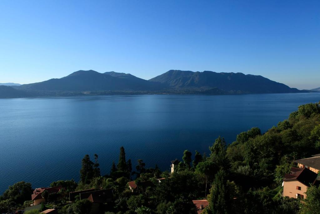 Casale Fe-Wo - Appartamenti Con Vista Lago กันเนโร ริเวียรา ห้อง รูปภาพ