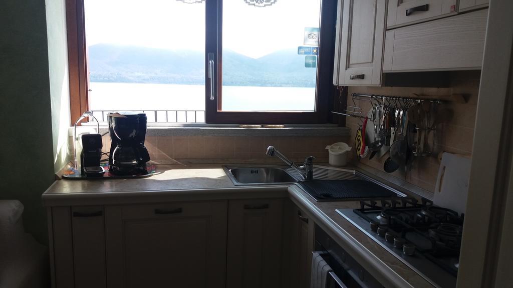 Casale Fe-Wo - Appartamenti Con Vista Lago กันเนโร ริเวียรา ภายนอก รูปภาพ
