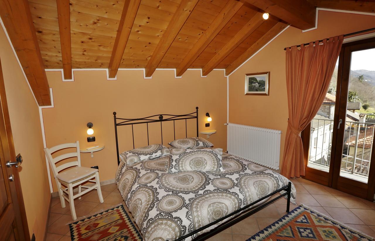 Casale Fe-Wo - Appartamenti Con Vista Lago กันเนโร ริเวียรา ภายนอก รูปภาพ